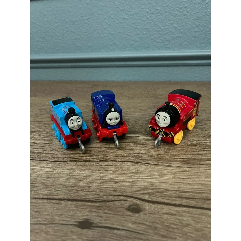 Thomas and Friends Trackmaster Train Engines Lot 3 Blue Red‎ Yellow